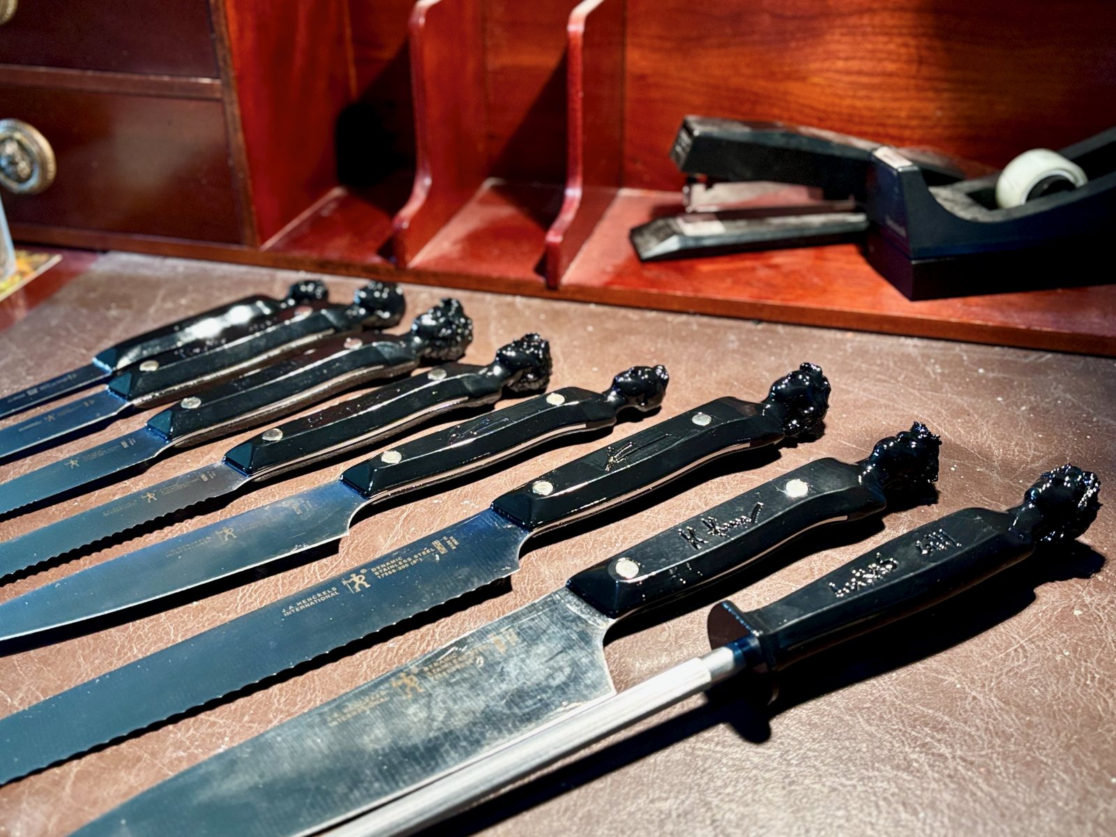 Set with honing steel