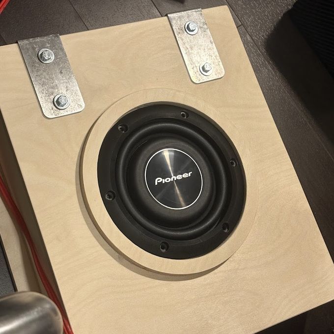 MC_01 build archive: Subwoofer in its Baltic birch box