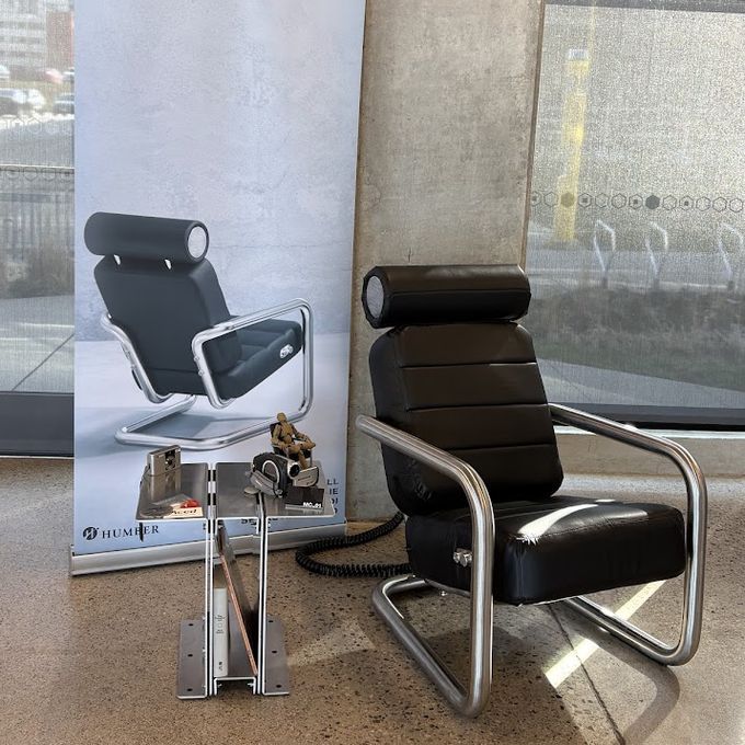 MC_01 build archive: At the Chair Show